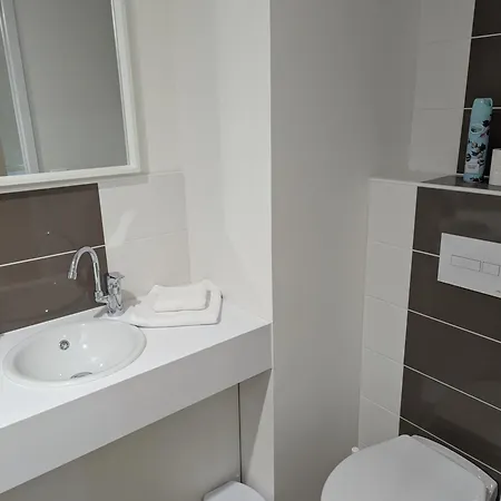 Au - Proche Aeroport Et Nantes فندق مبيت وإفطار Saint-Aignan-Grand-Lieu